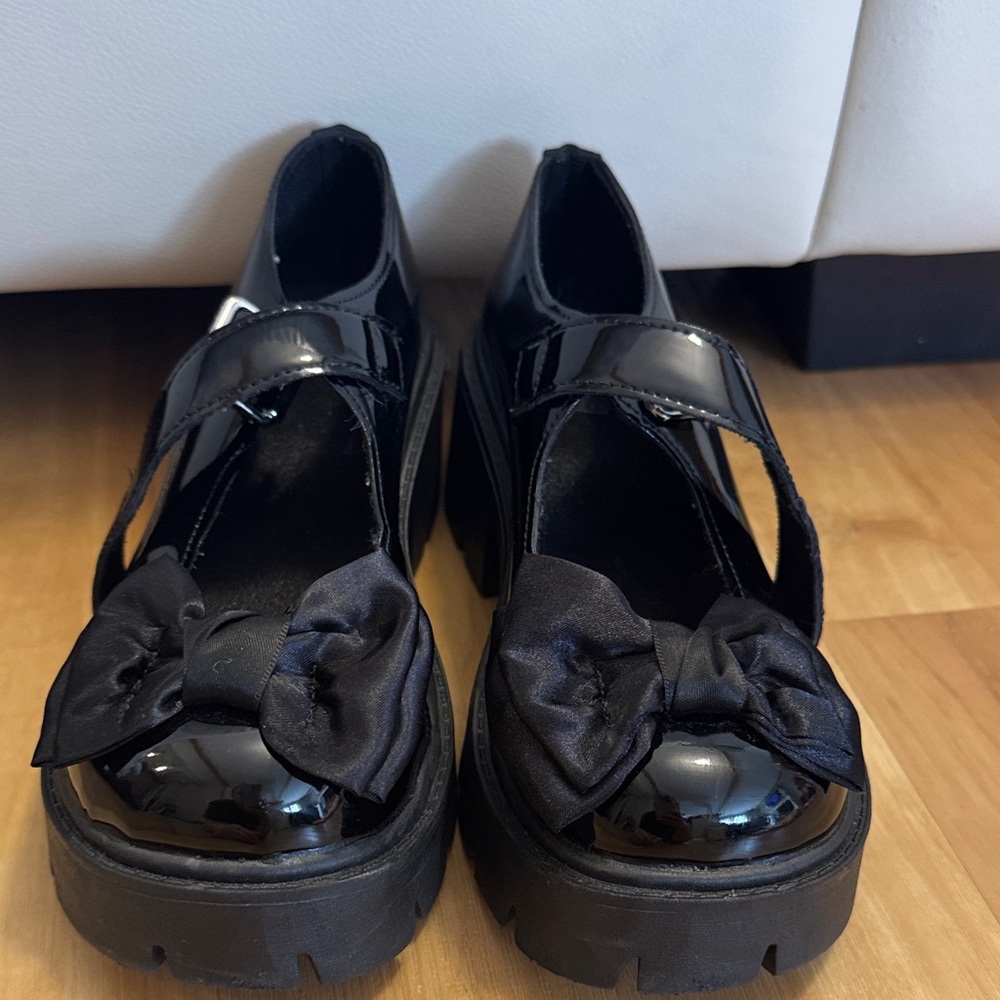 Black Patent Mary Jane Platform Shoes with Satin Bow